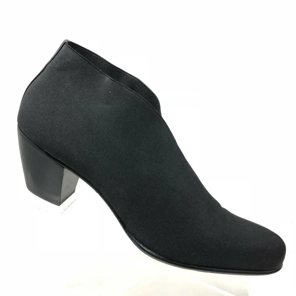 Walter Steiger Boots Womens 8.5 AA Black Fabric Heel Career Dress‎ Ankle Bootie